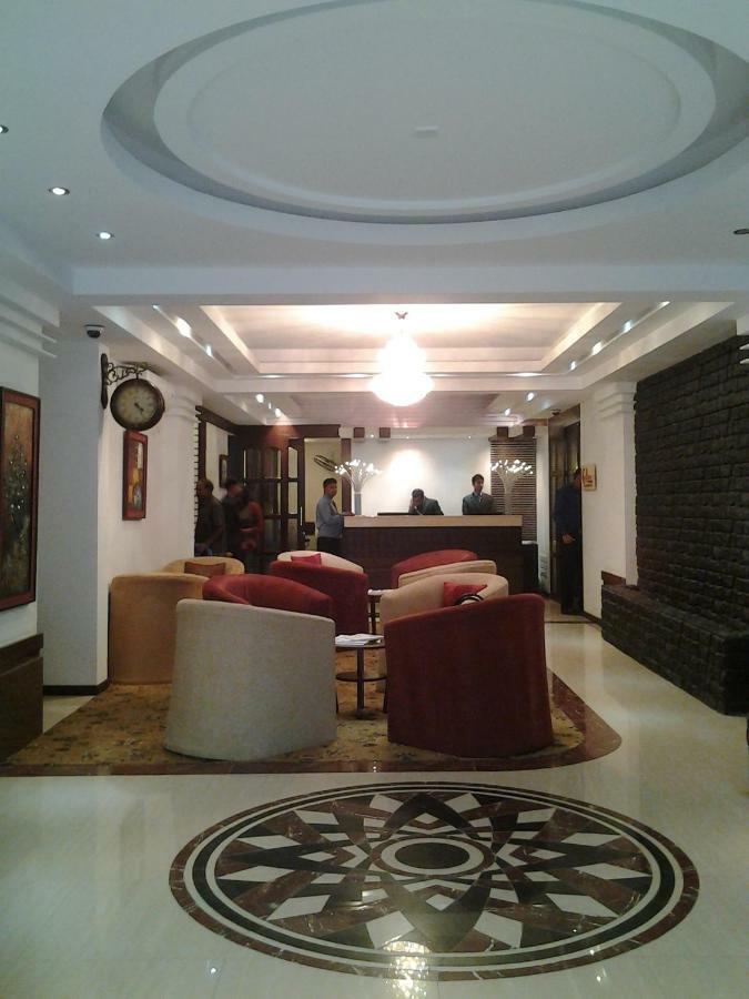 Grand Oriental Hotel Дакка Екстер'єр фото